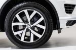 Volkswagen Touareg V6 TDI Monochrome 2017 года (AU)